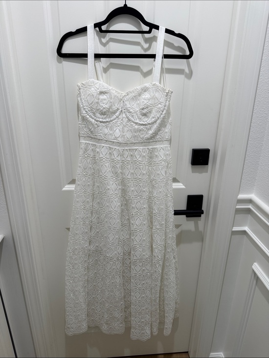 Astr Dresses & Skirts - Astr White Lace Bustier Midi Dress